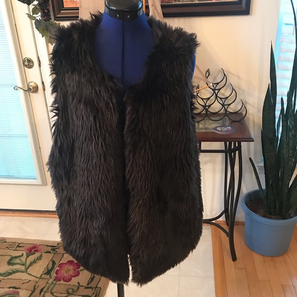 Fur vest